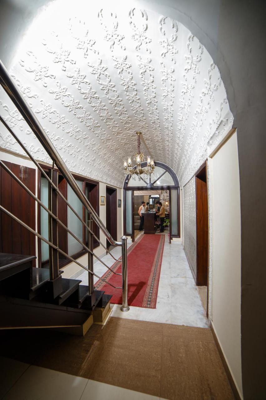 Shelton Accommodator Peschawar Exterior foto